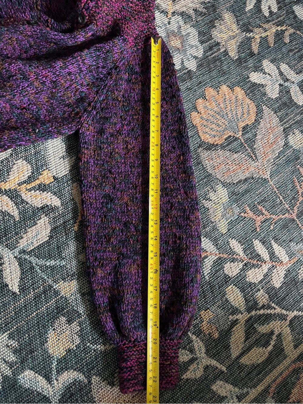 Vintage Sandy D'Andrade
Multicolor Purple HandKnit Chunky Cardigan - Picture 6 of 8